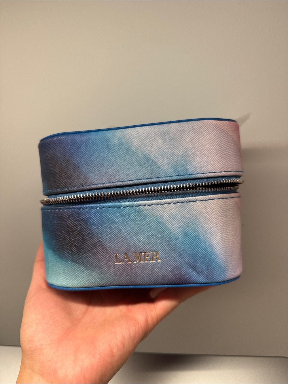 La Mer Blue and Purple Gradient Toiletry Case